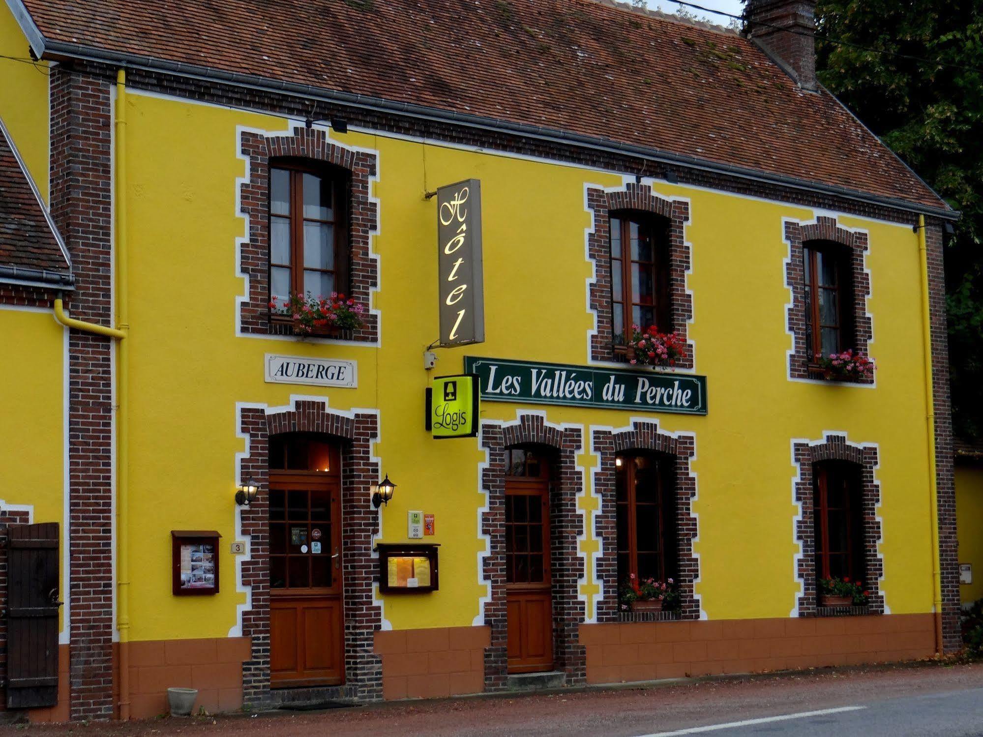 Logis-Hotel Restaurant Auberge Les Vallees Du Perche Vichères Eksteriør billede